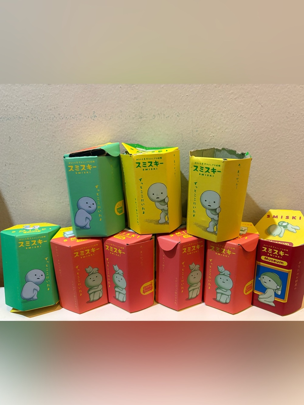 Lot of 9 Smiski, including series 1 SECRET LITTLE SMISKI